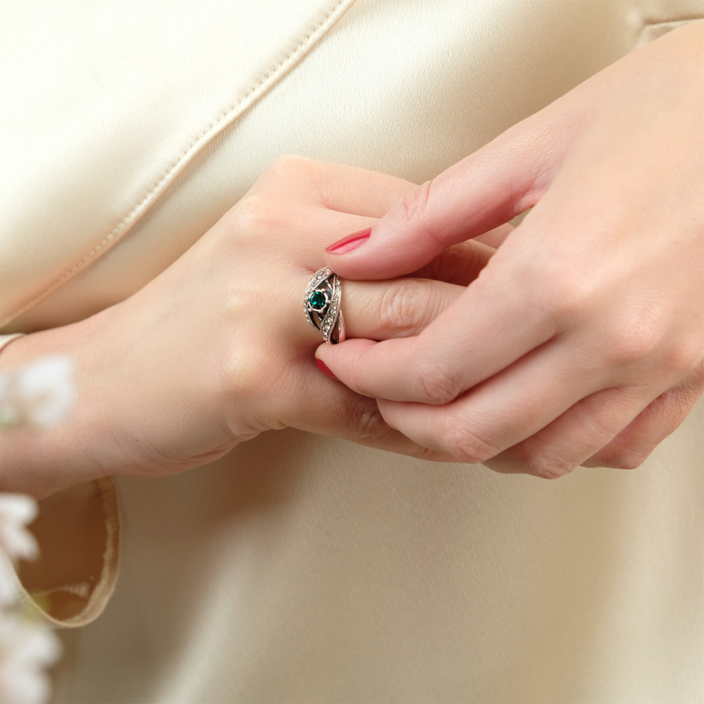 "Торфи" кольцо из коллекции "Изумрудные мечты" от Jenavi