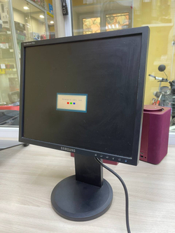 Монитор Samsung SyncMaster 740N