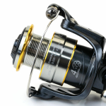 Катушка безынерционная Ryobi Cynos 3000 (4+1BB, мет. шпуля)