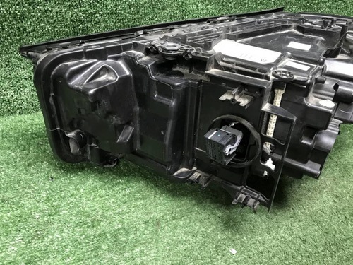 Фара правая BMW 5er G30 (2020-2023) LED