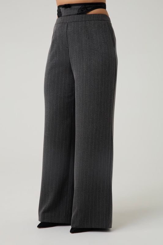 Брюки прямые с отделкой из кружева, серый