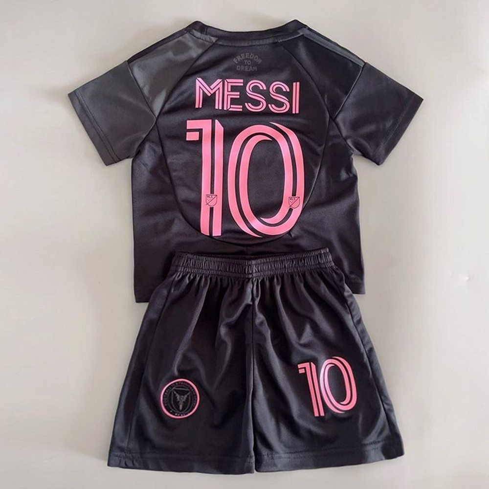 Детская футбольная форма