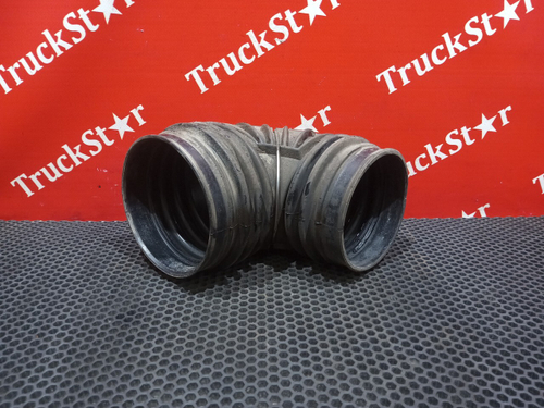 Патрубок воздушного фильтра