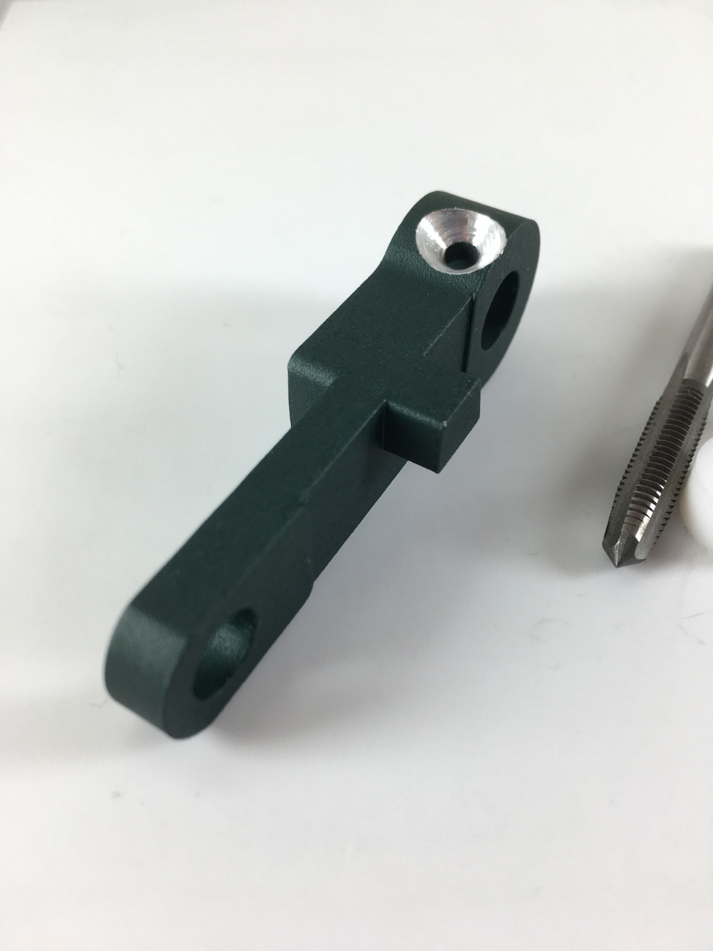 Ремкомплект для впускного коллектора AUDI RSQ3/SPORTBACK; 07K133201AE, 07K133201AC