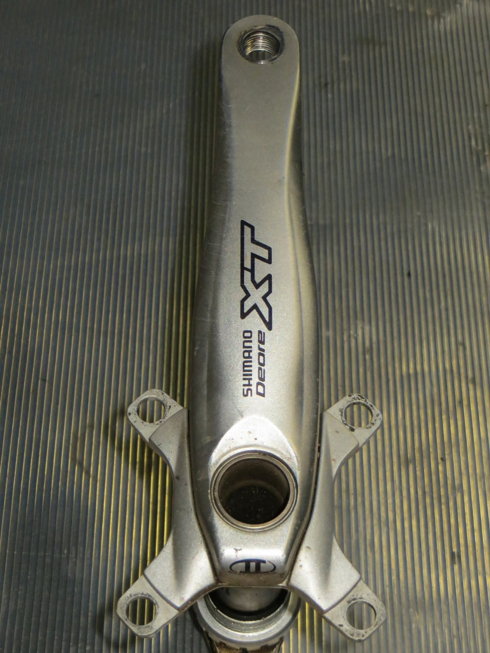 Система MTB (шатуны) Shimano FC-M760 Deore XT комплект шатуны и каретка