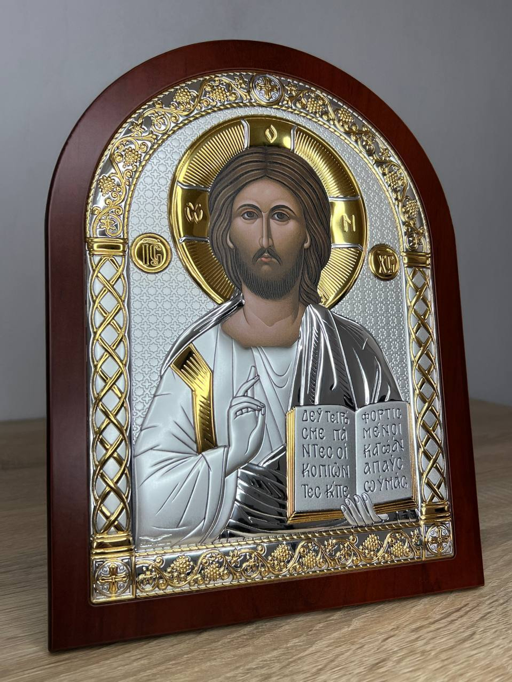 Спаситель, икона арочная, красное дерево 175х225