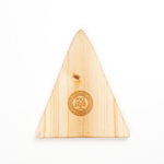 Деревянная менажница "горы" из кедра для подачи блюд и закусок с гравировкой "Горы зовут тех, чья душа им по росту"