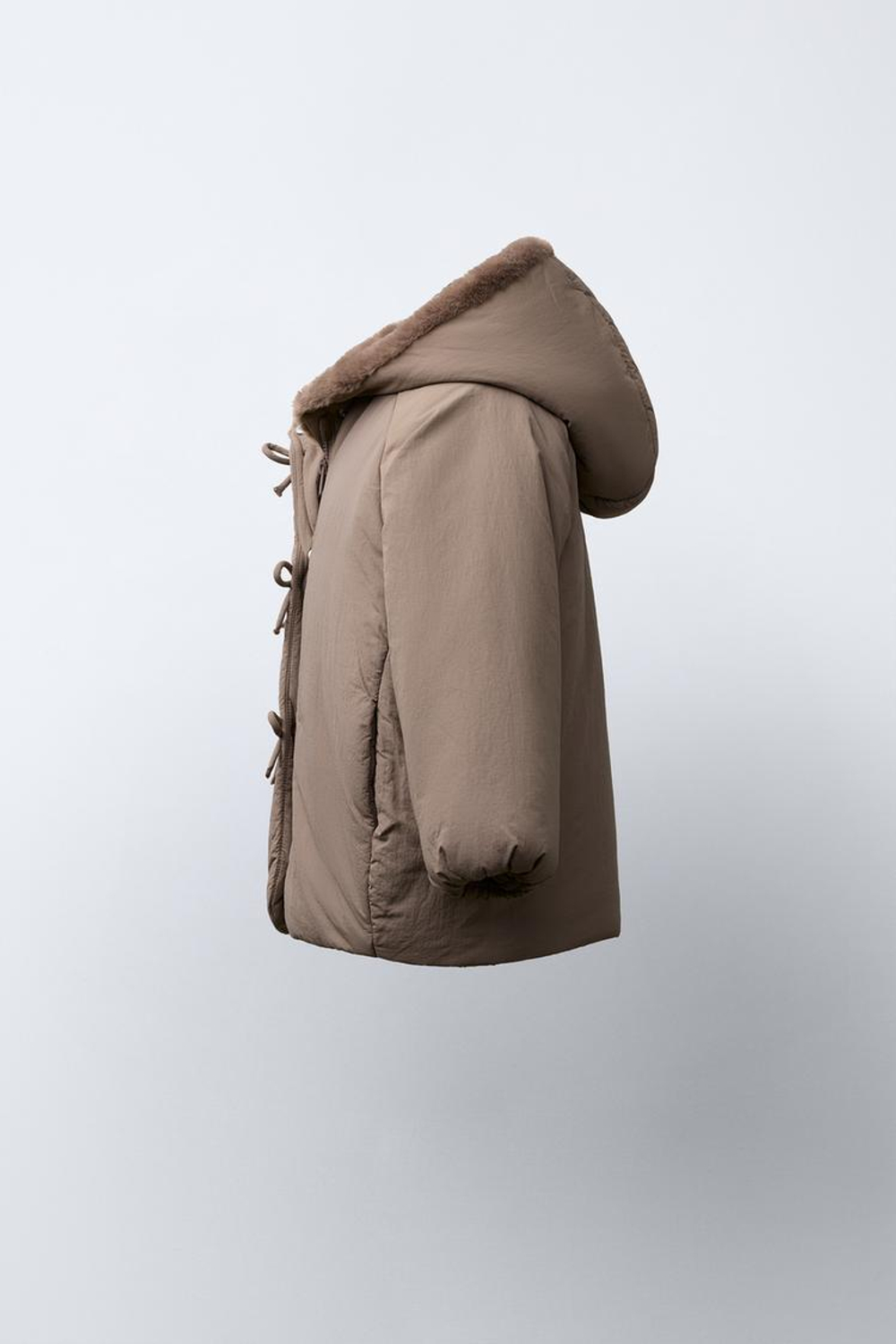 ZARA НЕПРОМОКАЕМОЕ СТЕГАНОЕ ПАЛЬТО С БАНТАМИ, СЕРОВАТО-КОРИЧНЕВЫЙ