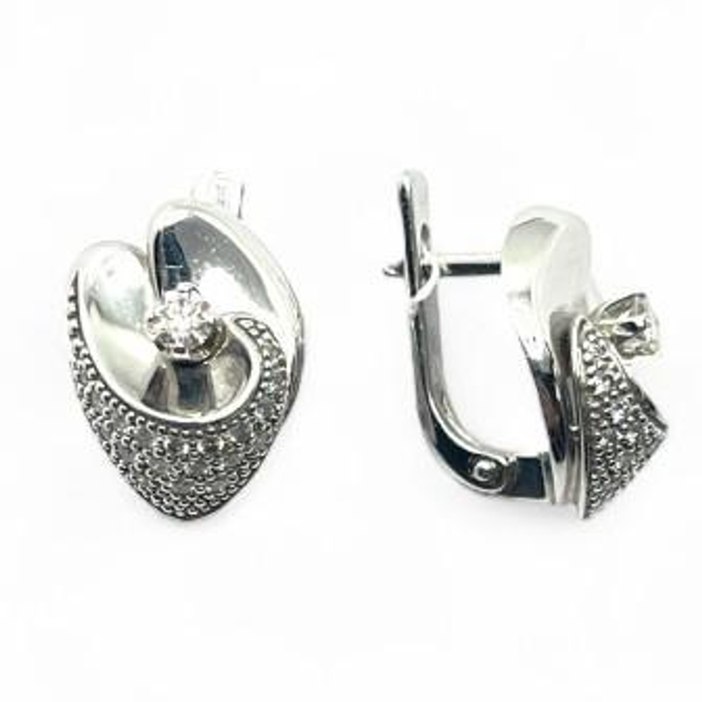 Серьги из золота с бриллиантами