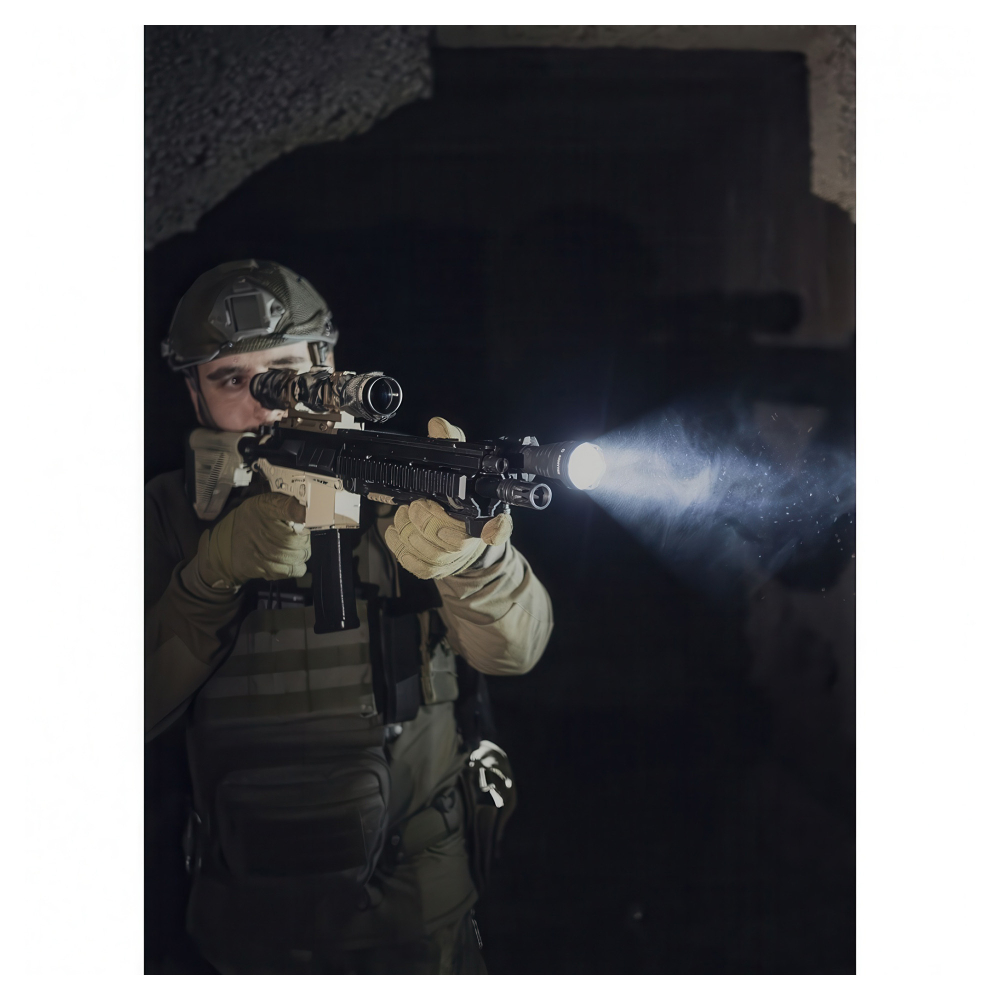 Тактический фонарь Armytek Predator Pro Magnet USB — быстрая магнитная зарядка и совместимость с USB-источниками питания.