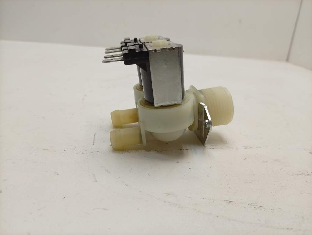 WHB1038 кт29 Клапан подачи воды к стиральной машине Hansa 1017410 б/у