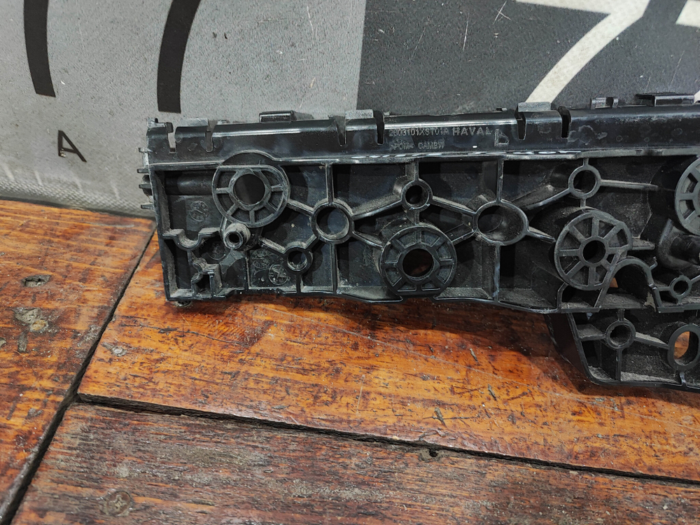 Кронштейн переднего бампера левый Haval Jolion 21-нв Б/У Оригинал 2803101XST01A