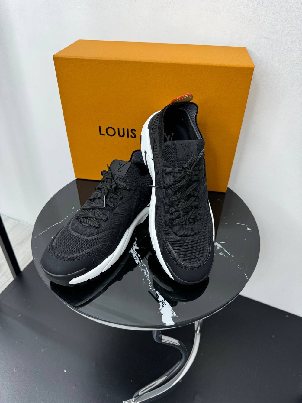 Кроссовки Louis Vuitton