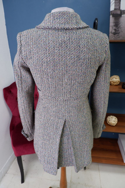 Полупальто стильное 40-42 размер