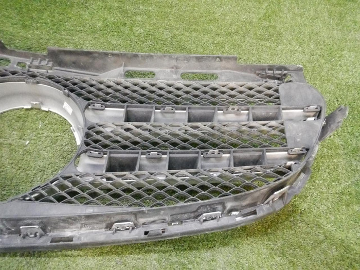 Решетка радиатора Mercedes E W212 (2013-2016) AMG