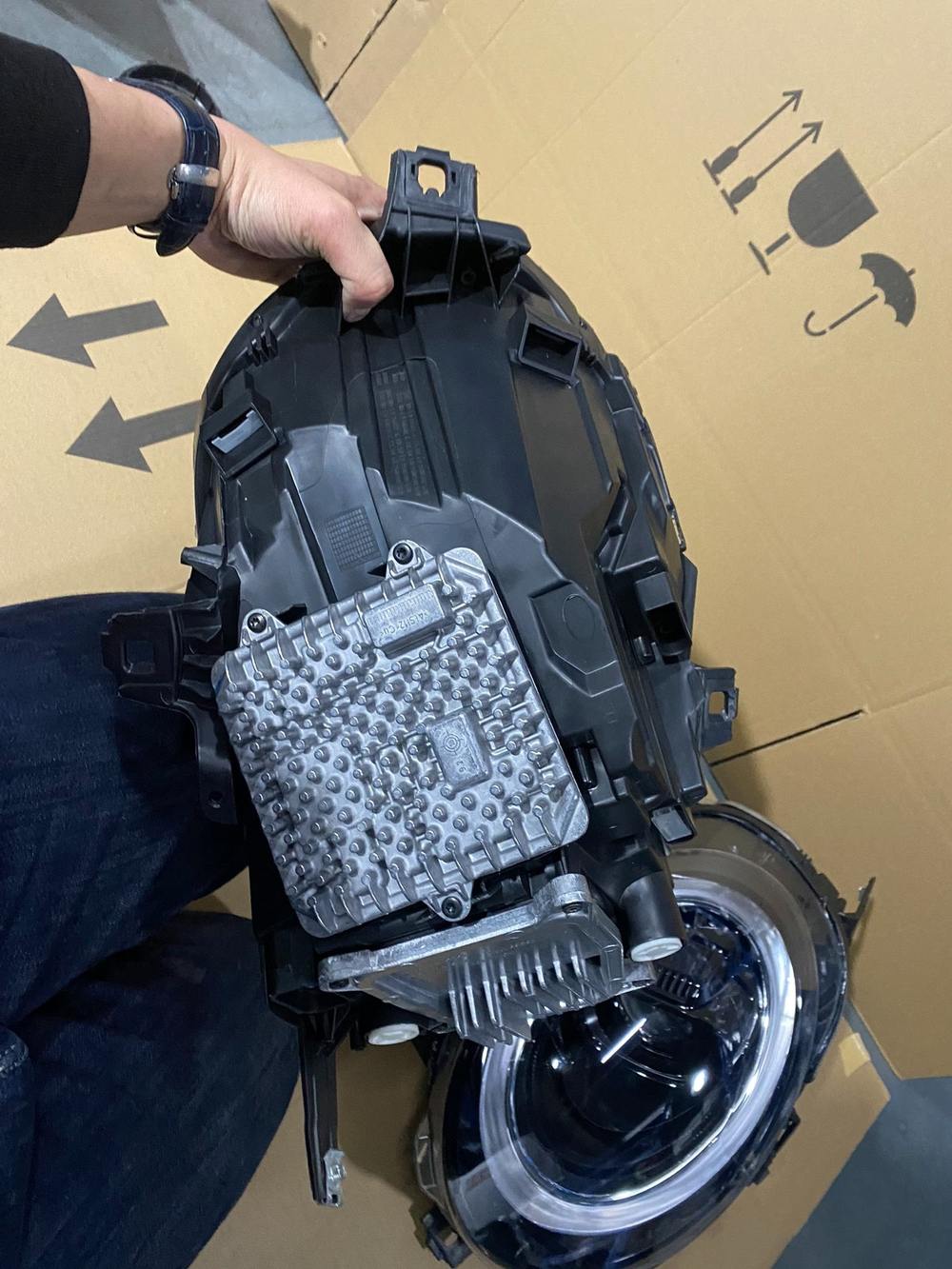 Оригинальный передний правый LED фара BMW Mini F56