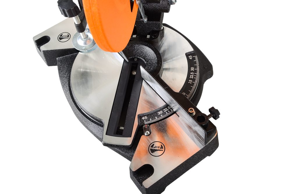 Торцовочная пила Вихрь ПТ-210