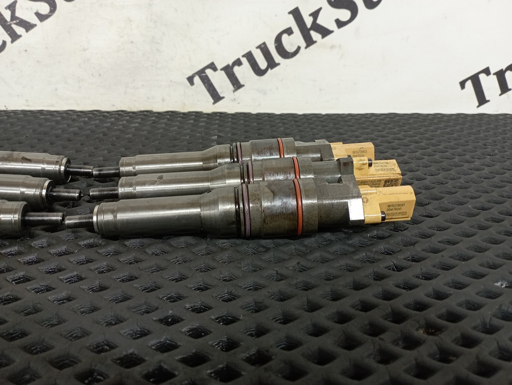 Комплект форсунок топливных 2018г