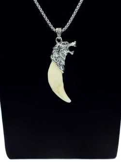 Крупная подвеска Волчий Клык на длинной цепочке