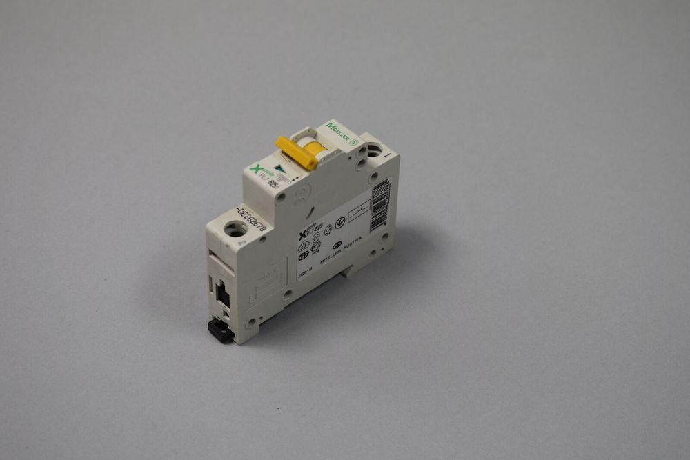 MOELLER XPOLE PL7 B25/1