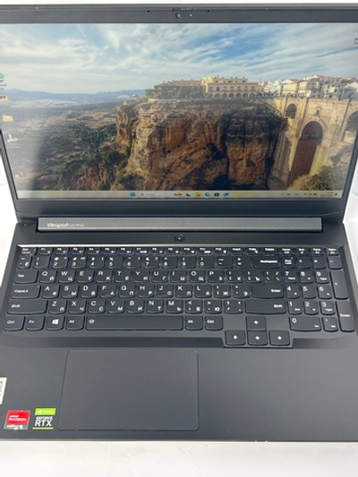 Ноутбук Lenovo IdeaPad Gaming 3 15ACH6 (82K201D1RK) 15.6"/AMD Ryzen 5 5600H/RAM 8GB/SSD 256GB/Nvidia RTX3050 4GB/1920*1080/IPS/DOS/Подсветка кл-ры: LED/Черный. Состояние: Уценка/небольшой след. на матрице от клавиатуры
