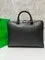 Портфель Bottega Veneta с плечевым ремнем, черный