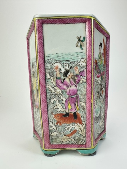 Шестиугольная ваза-кашпо