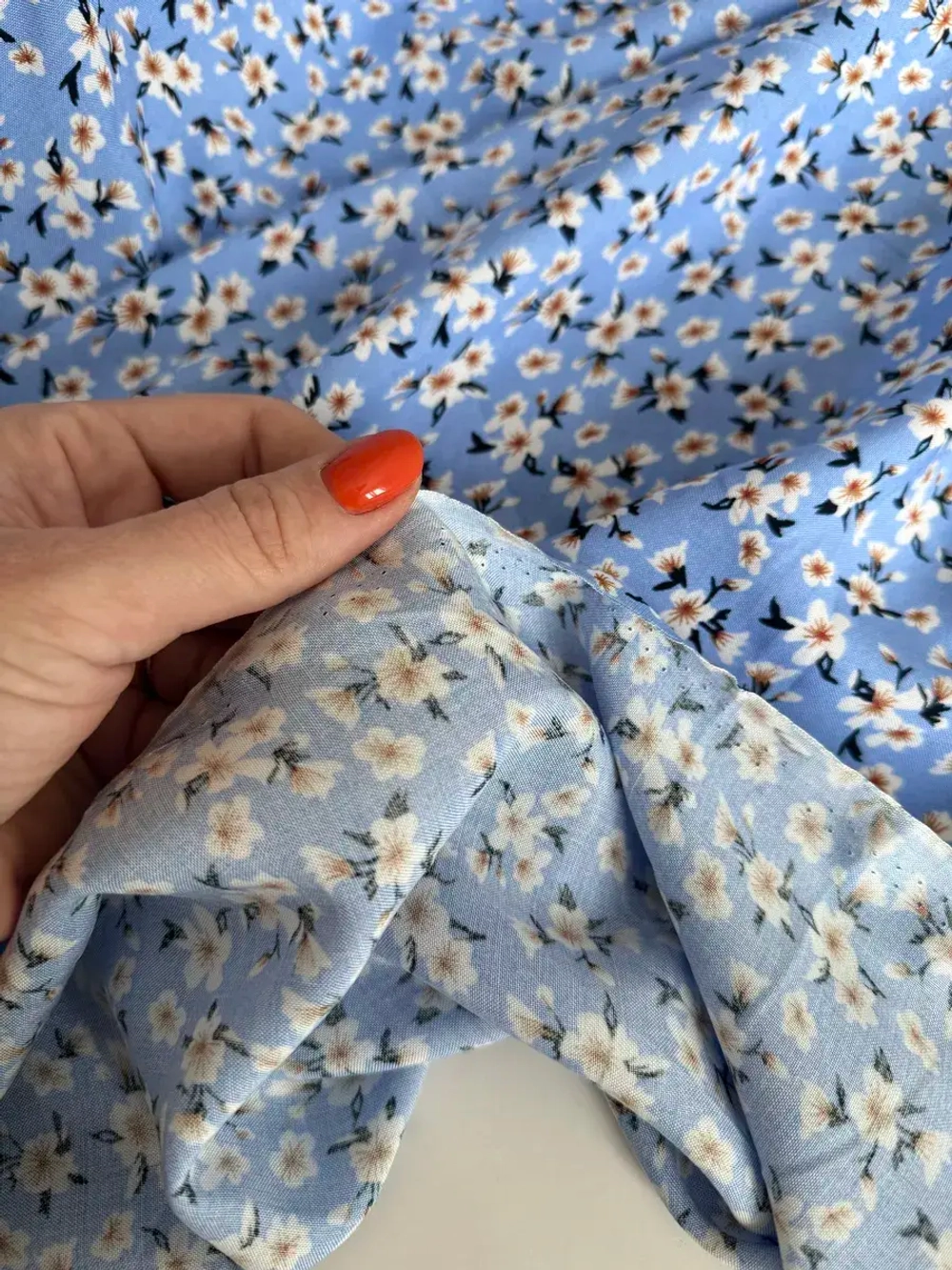 Ткань штапель для шитья 1 м плательная летняя вискозная