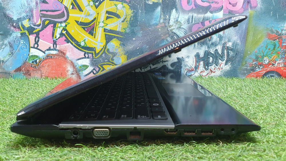 Ноутбук Samsung i5/6Gb/540M 2Gb