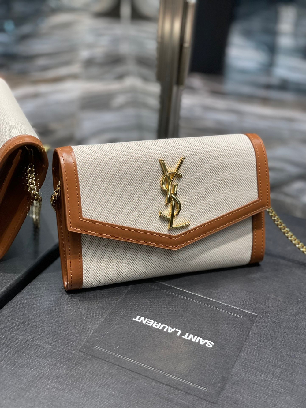 Saint Laurent Uptown Chain Wallet 19 cm