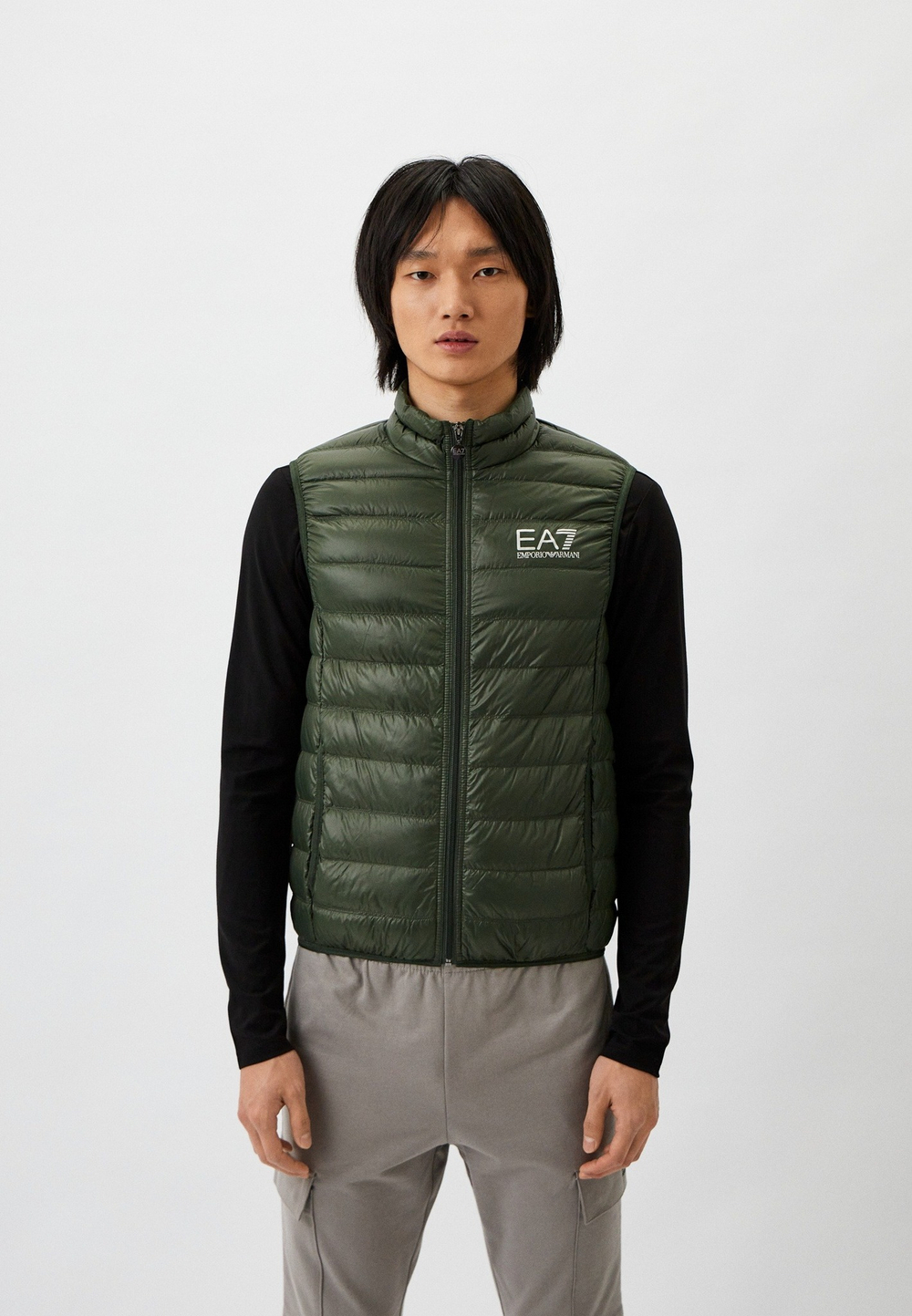 Жилет утепленный мужской EA7