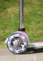 Самокат Mini Micro Deluxe Flux LED неоновый розовый