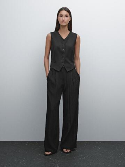 Massimo Dutti Брюки из высокотехнологичной ткани с защипами, черный