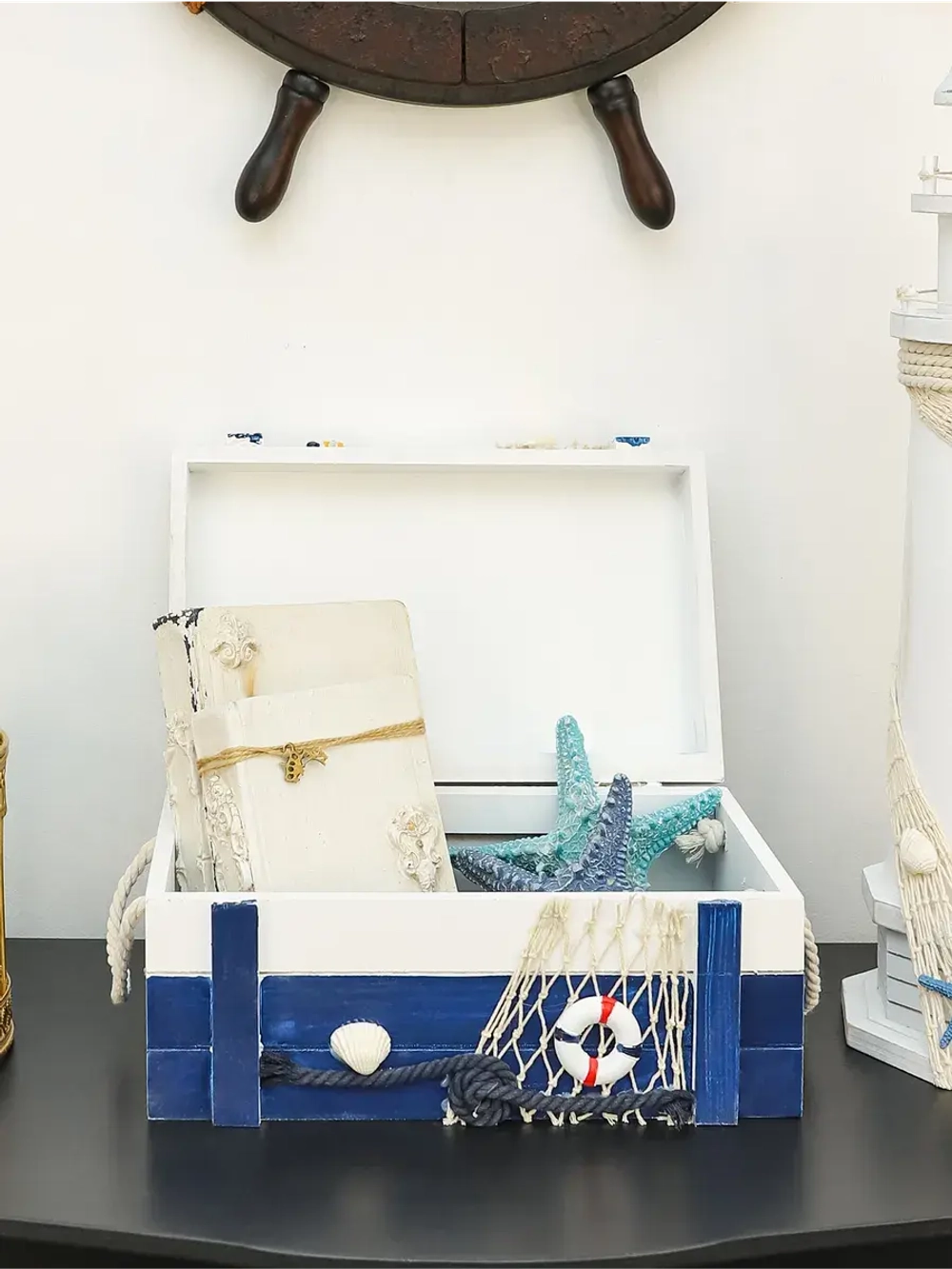 Ящик для хранения вещей