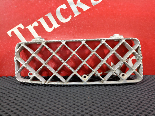 Ступенька подножки верхняя левая