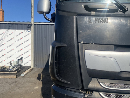 Угол кабины правый 2019г