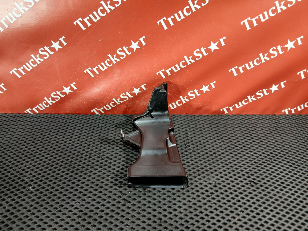 Воздуховод отопителя