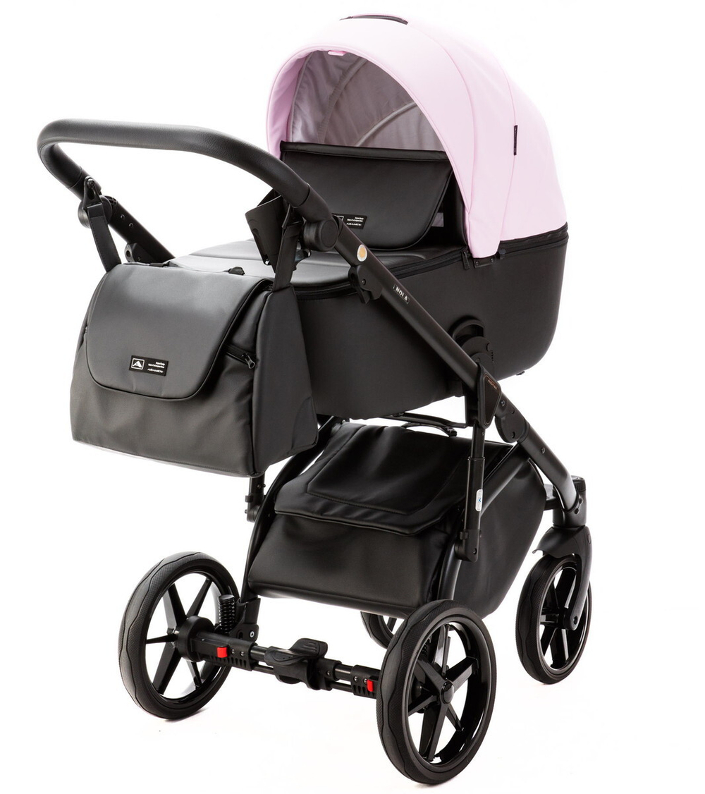 Детская коляска Adamex Nola Deluxe 3 в 1 N-SD101 (РОЗОВ.ЗЕФИР КОЖА + ЧЕРН. КОЖА)