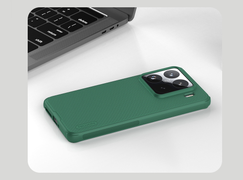 Противоударный чехол зеленого цвета (Dark Green) от Nillkin для Xiaomi 15 Pro, серия Super Frosted Shield Pro