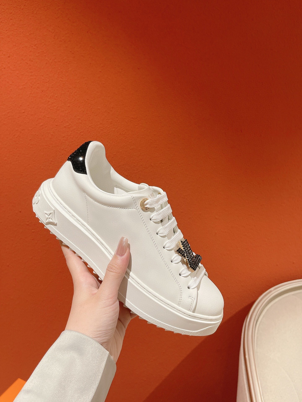 Louis Vuitton Time Out