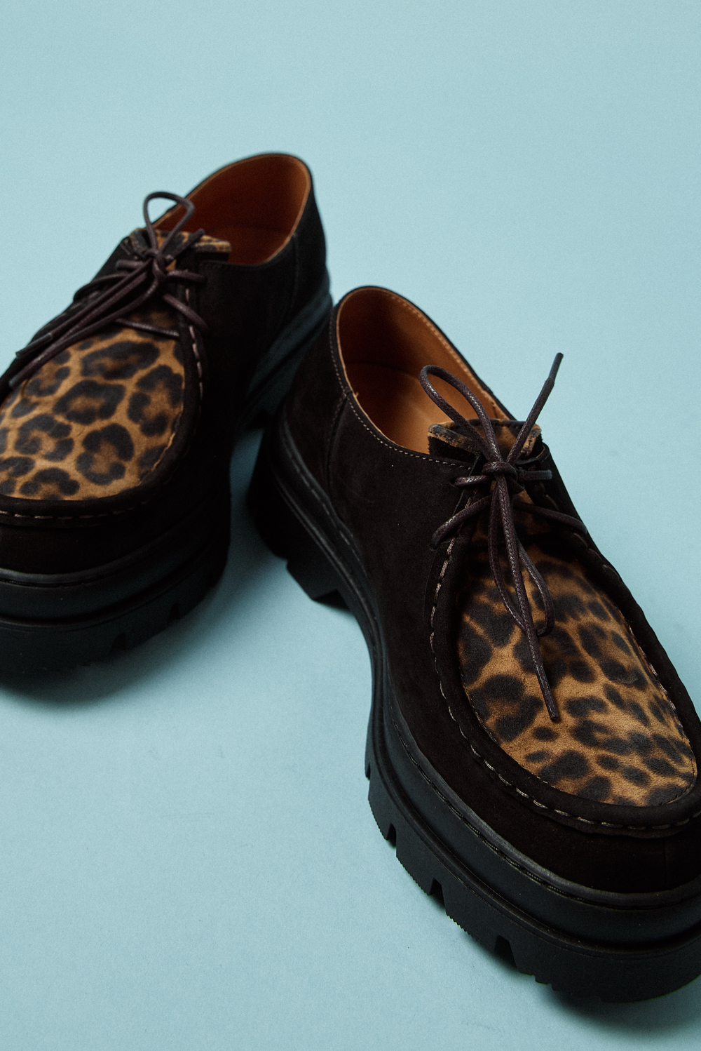 MocToe Brown Leo