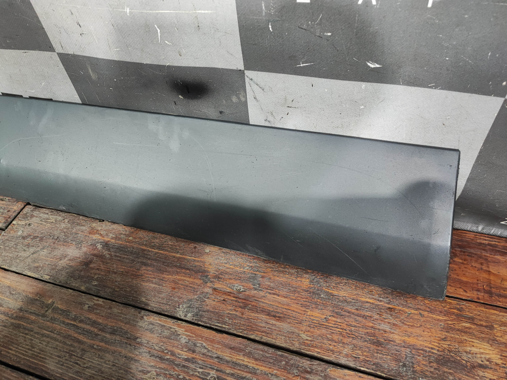 Накладка двери передней левой Land Rover Discovery Sport (L550) 14-19 Б/У Оригинал LR116797