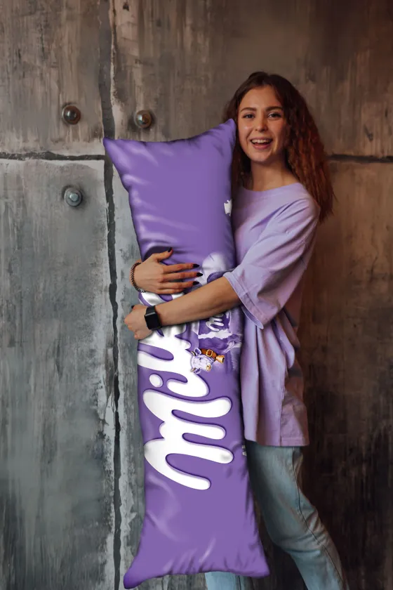 Дакимакура Милка