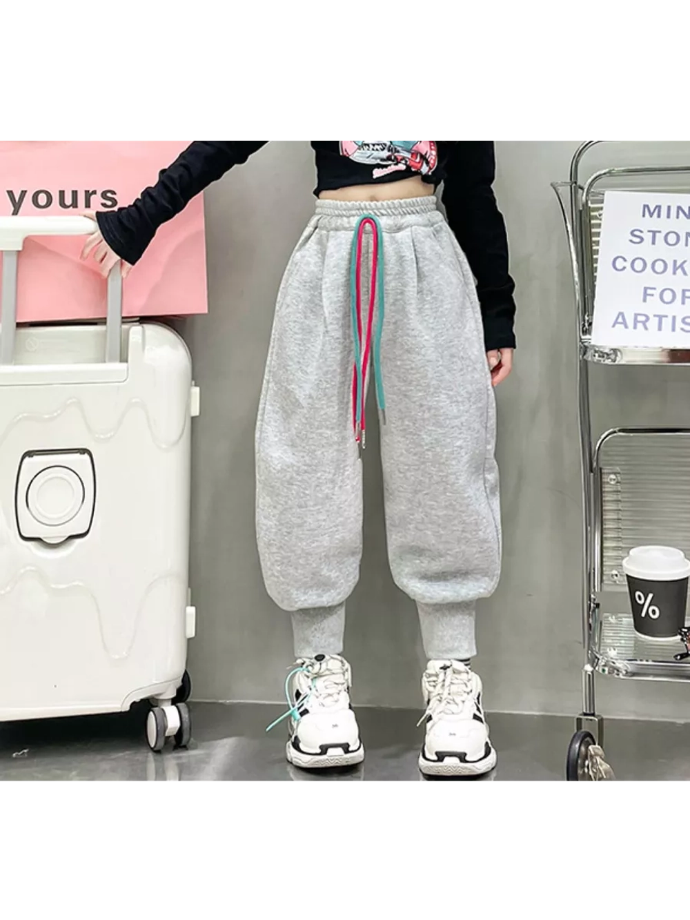 Брюки спортивные с цветными замками