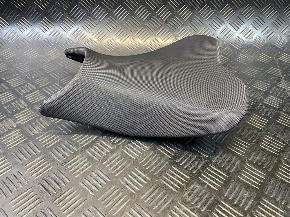 Сиденье водительское Kawasaki Ninja 400 053458