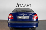Toyota Avensis, 2001 год