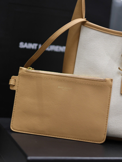 Saint Laurent Small Le 5 A 7 23 cm