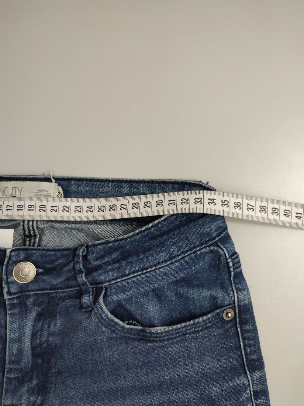Джинсы Incity стильные 40-42 размер