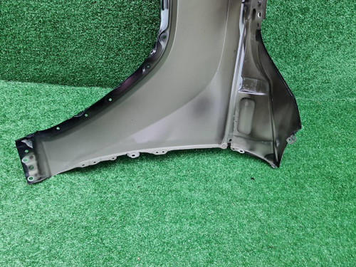 Крыло переднее правое Land Cruiser 300 (21-нв)