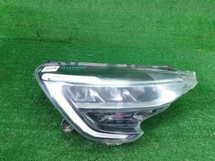 Фара правая Renault Arkana (2019-н.в.) LED